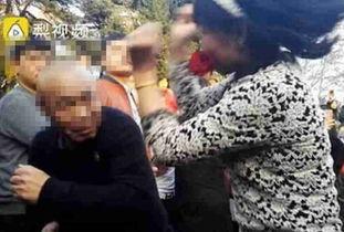 新建吃瓜群众打架案件视频,一幕引发热议的打架案件现场
